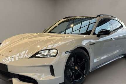 Porsche Taycan 8.000 km 109.600 &euro; Aachen 52068