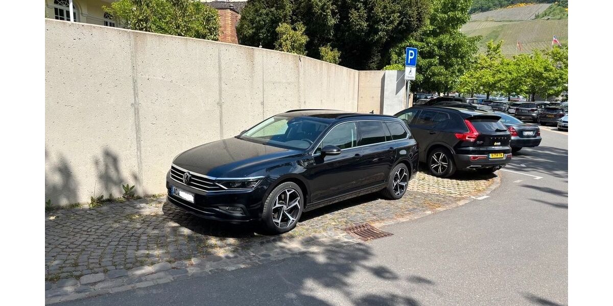 VW Passat Variant 86.000 km 19.000 &euro; Herzogenrath 52134