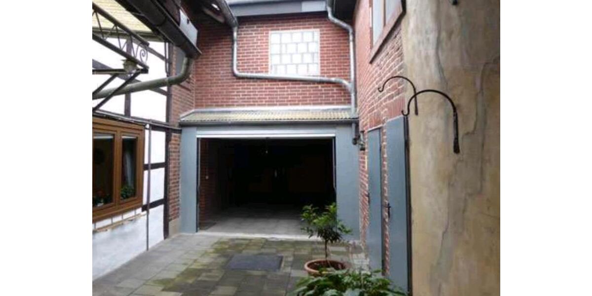 Einfamilienhaus Hückelhoven - 6 Zimmer, 145 m&sup2;, 230.000&euro; | Angebot:26722199