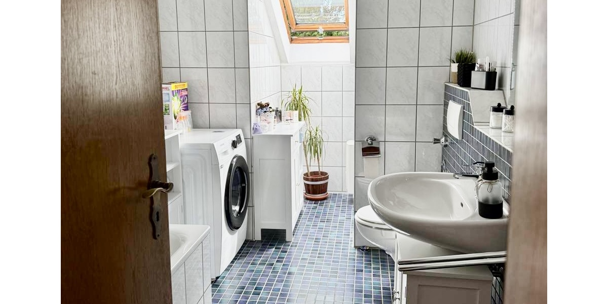 Roetgen – Zuhause über den Dächern der Eifel - Dachgeschoßwohnung Roetgen | Angebot:26933149