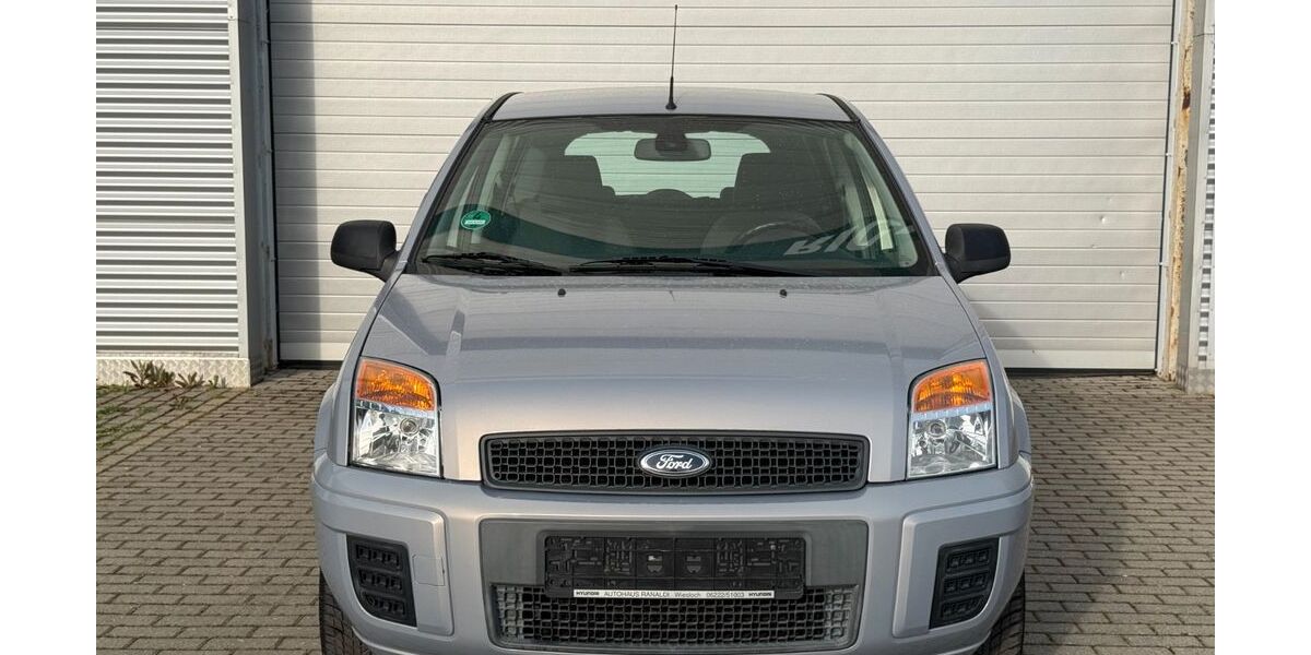 Ford Fusion 80.385 km 4.599 &euro; Düren 52351