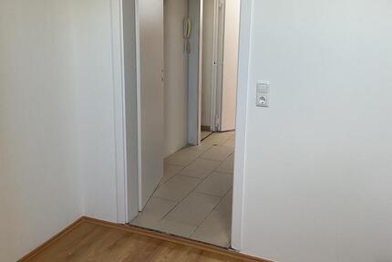 Wohnung Aachen Aachen-Mitte - 3 Zimmer, 12 m&sup2;, 500&euro; | Angebot:26449037