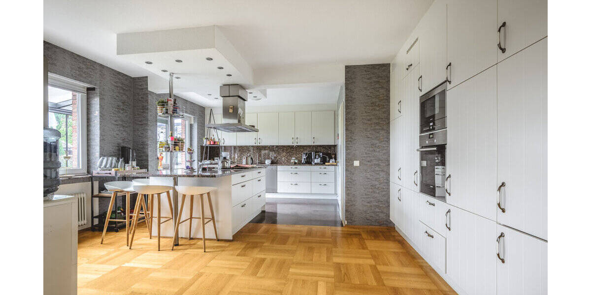 Einfamilienhaus Baesweiler Oidtweiler - 6 Zimmer, 263 m&sup2;, 600.000&euro; | Angebot:26192236