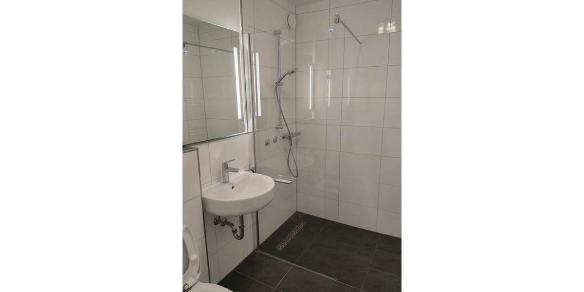 Etagenwohnung Aachen Aachen-Mitte - 2 Zimmer, 63 m&sup2;, 850&euro; | Angebot:24693113