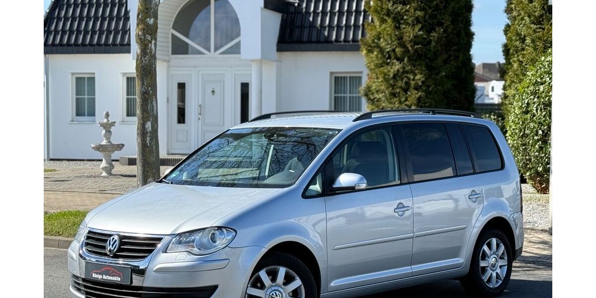 VW Touran 91.786 km 7.490 &euro; Jülich 52428