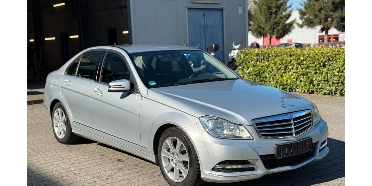 Mercedes-Benz C 180 270.483 km 6.300 &euro; Alsdorf 52477