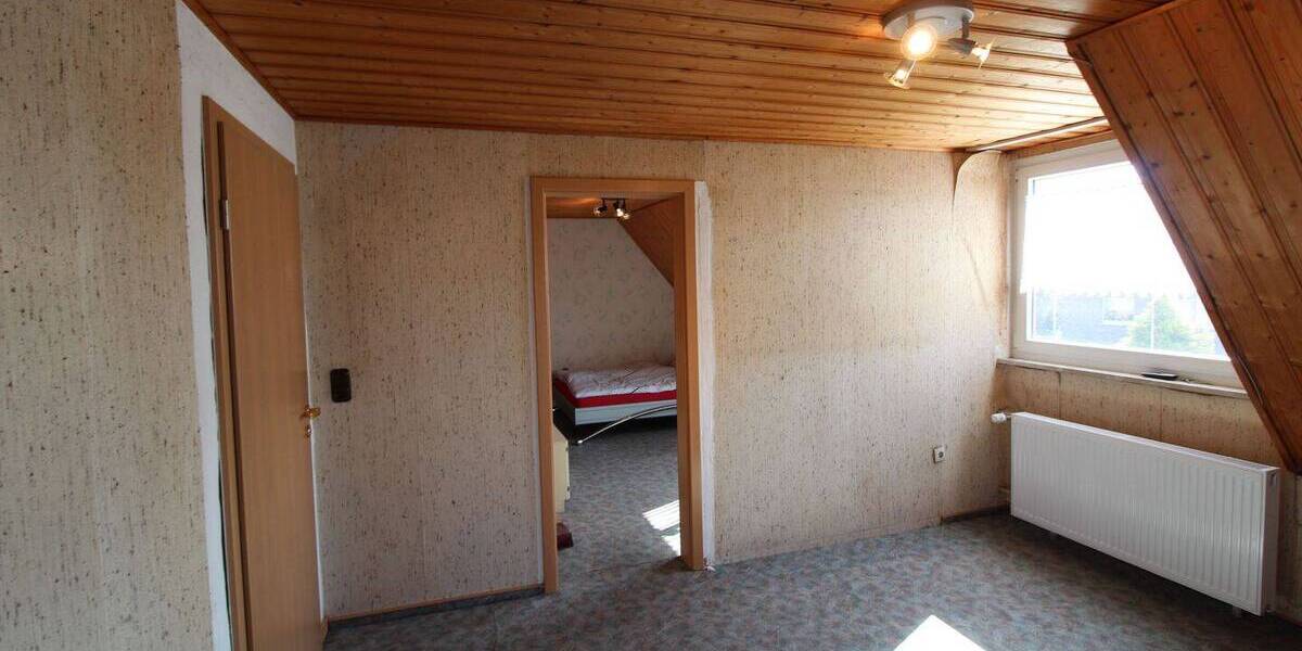 Mehrfamilienhaus, Wohnhaus Geilenkirchen Lindern - 6 Zimmer, 124 m&sup2;, 229.000&euro; | Angebot:25728232