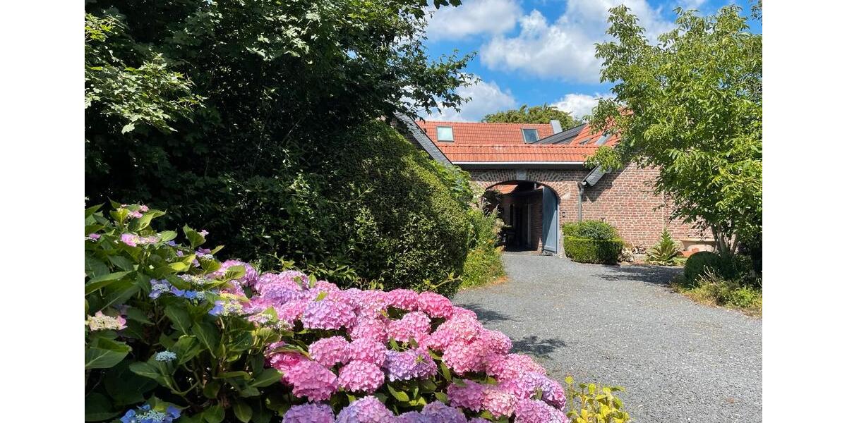 Einfamilienhaus Gangelt - 10 Zimmer, 185 m&sup2;, 1.395.000&euro; | Angebot:27182934