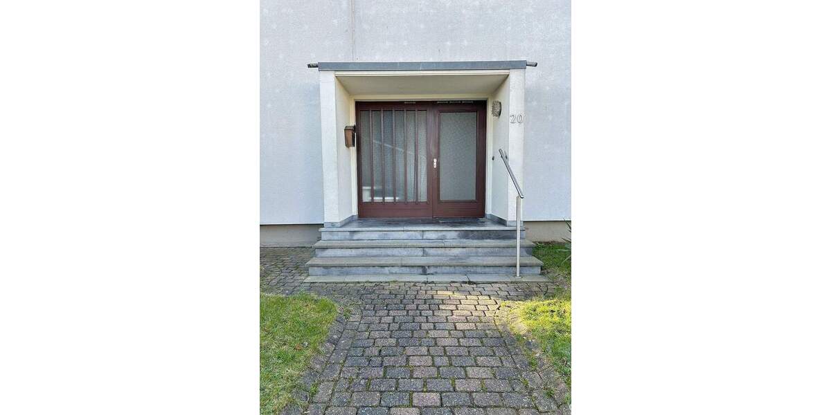 Mehrfamilienhaus, Wohnhaus Baesweiler / Loverich Loverich - 6 Zimmer, 143 m&sup2;, 379.000&euro; | Angebot:25687022