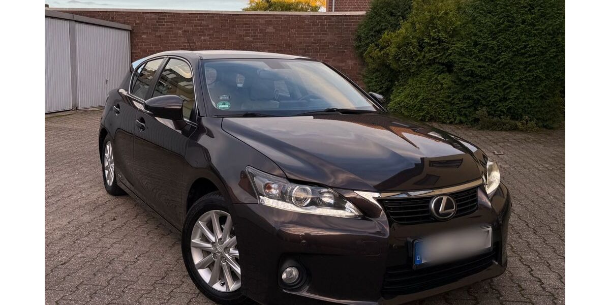 Lexus CT 200h 199.820 km 8.500 &euro; Herzogenraht 52134