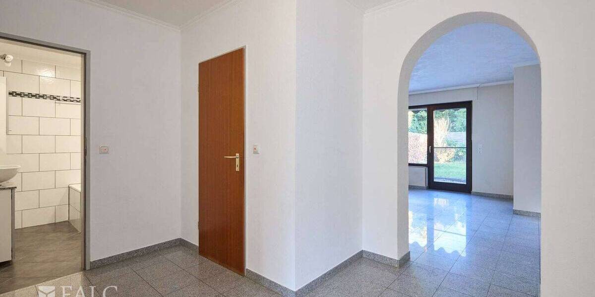 Doppelhaushälfte Herzogenrath Kohlscheid - 9 Zimmer, 238 m&sup2;, 589.000&euro; | Angebot:25958533