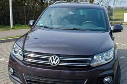 VW Tiguan 127.500 km 11.400 &euro; Alsdorf 52477