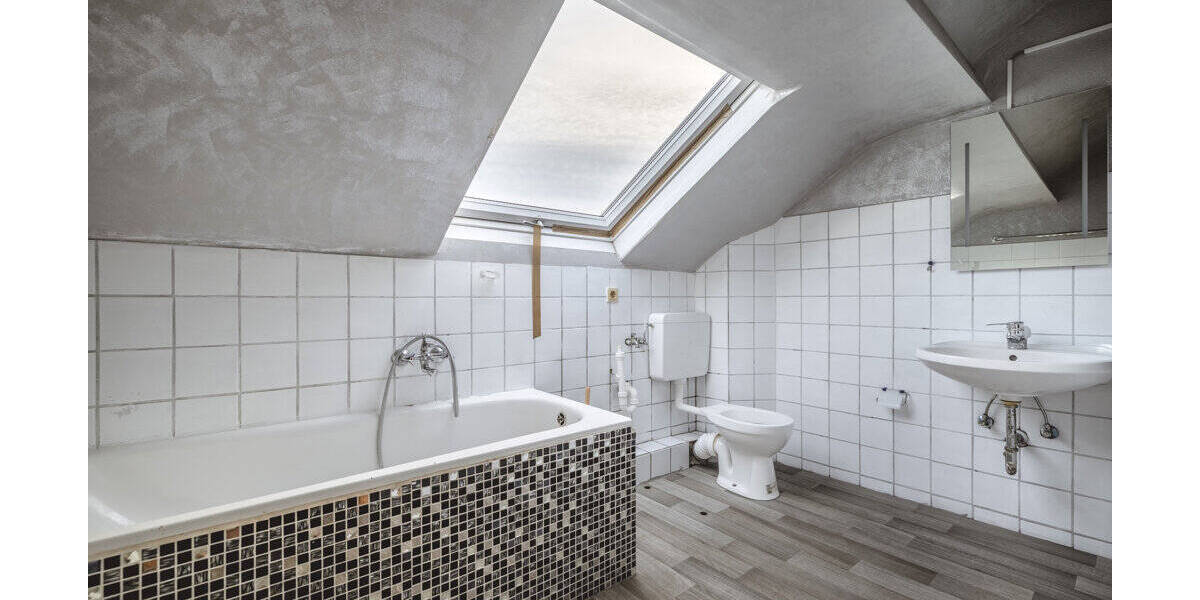 Mehrfamilienhaus, Wohnhaus Aachen Eilendorf - 1 Zimmer, 152 m&sup2;, 279.000&euro; | Angebot:26176698