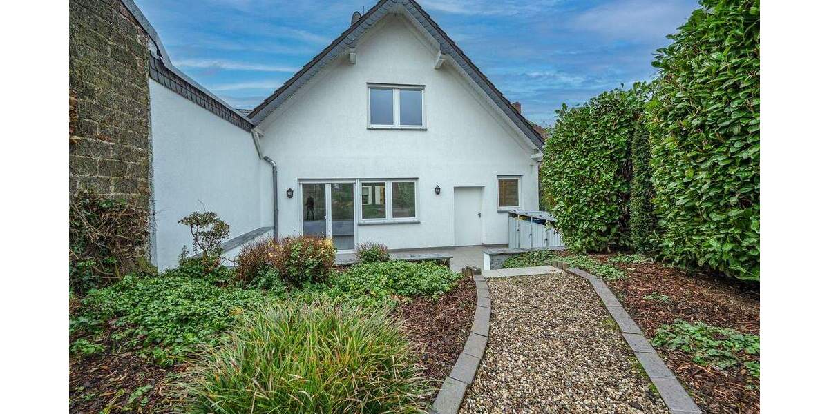 Einfamilienhaus Gangelt / Schierwaldenrath Schierwaldenrath - 4 Zimmer, 127 m&sup2;, 1.100&euro; | Angebot:25837749