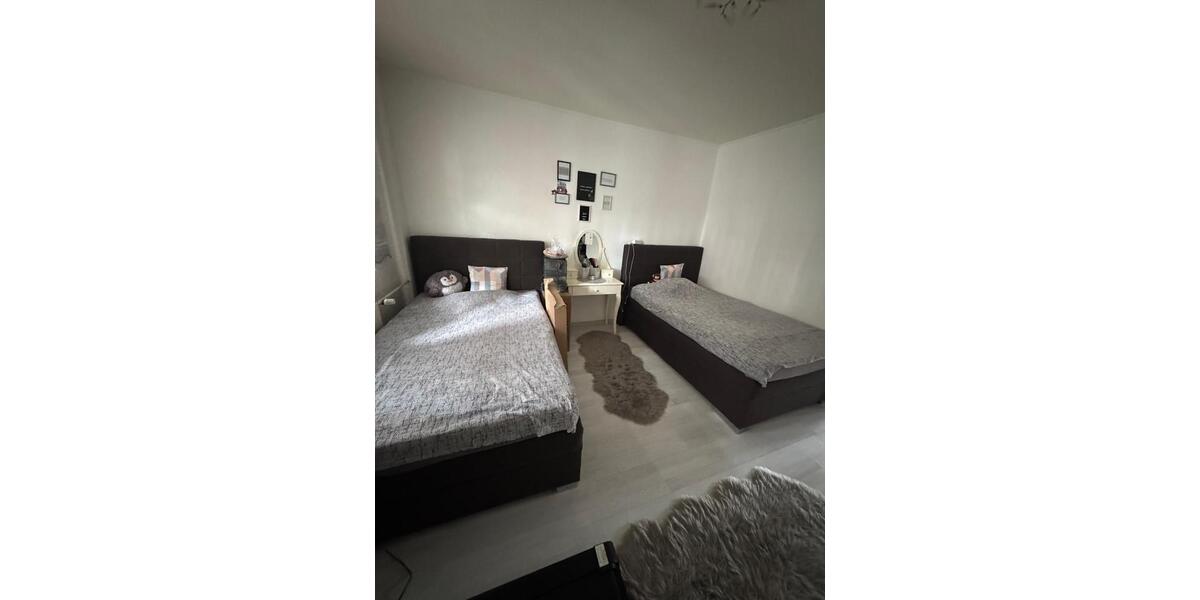 Etagenwohnung Düren Distelrath - 3 Zimmer, 68 m&sup2;, 169.000&euro; | Angebot:27096111