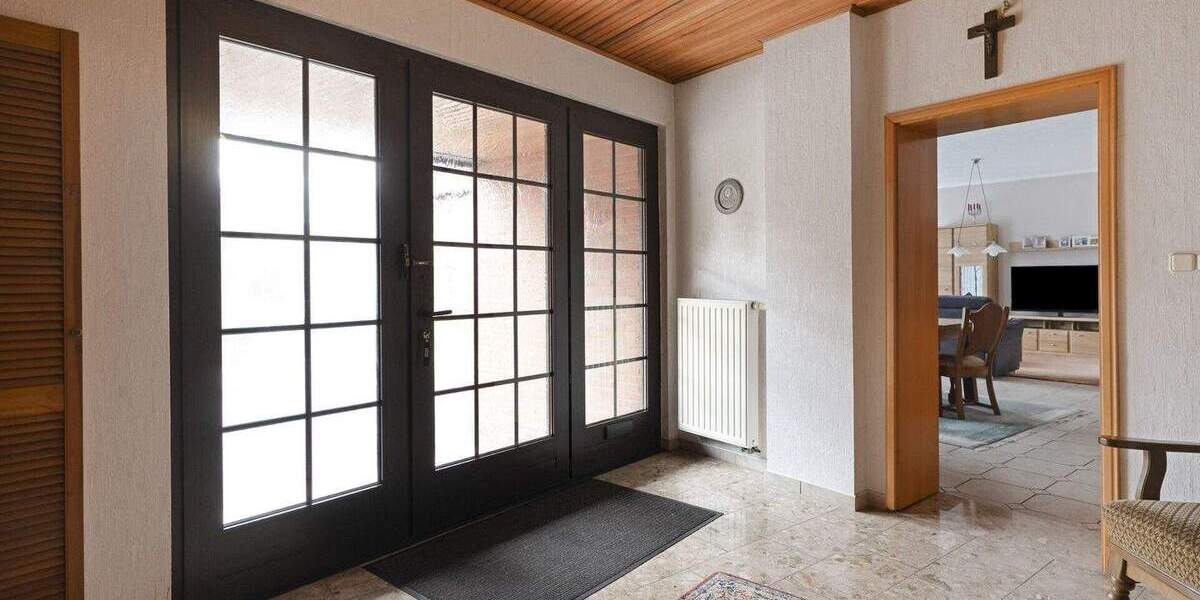 Mehrfamilienhaus, Wohnhaus Heinsberg / Scheifendahl Straeten - 8 Zimmer, 302 m&sup2;, 289.800&euro; | Angebot:25837748