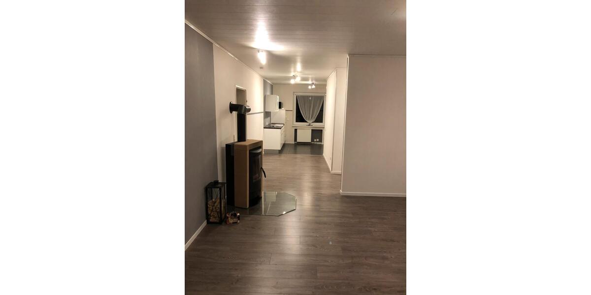 Etagenwohnung Niederzier - 3 Zimmer, 75 m&sup2;, 150.000&euro; | Angebot:26957611