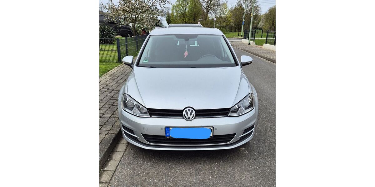 VW Golf 117.500 km 7.499 &euro; Inden 52459