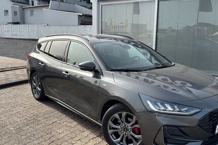 Ford Focus 23.767 km 22.490 &euro; Düren 52351