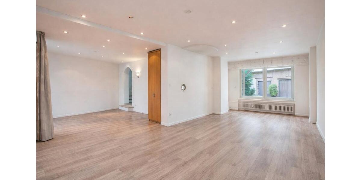 Reihenhaus Elsdorf - 5 Zimmer, 129 m&sup2;, 1.650&euro; | Angebot:26037342