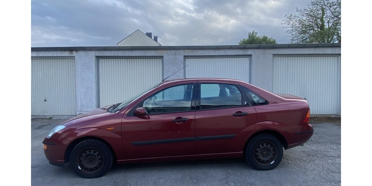 Ford Focus 154.000 km 1.300 &euro; Aachen 52058