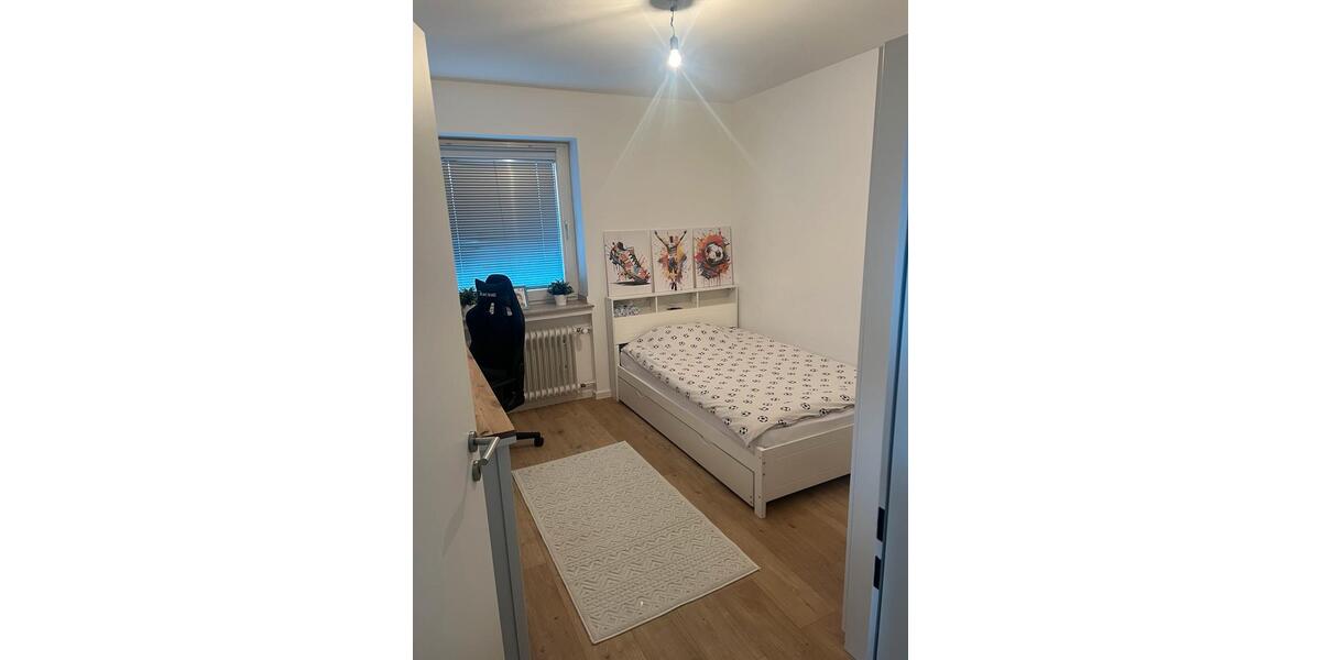 Etagenwohnung Aachen Aachen-Mitte - 4 Zimmer, 96 m&sup2;, 390.000&euro; | Angebot:25164902