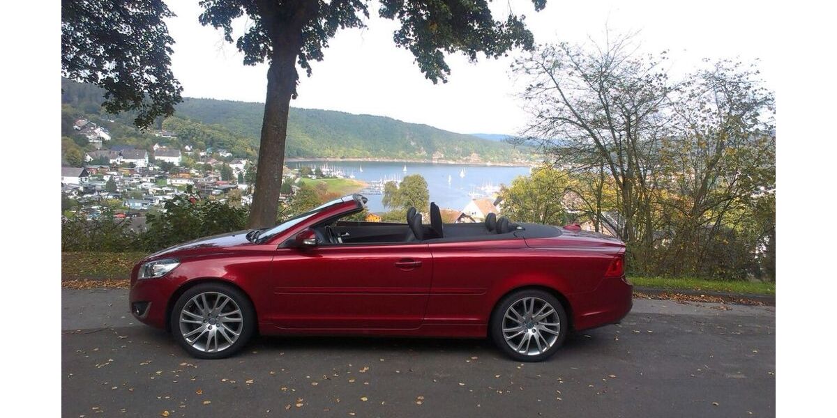 Volvo C70 144.000 km 13.000 &euro; Herzogenrath 52133