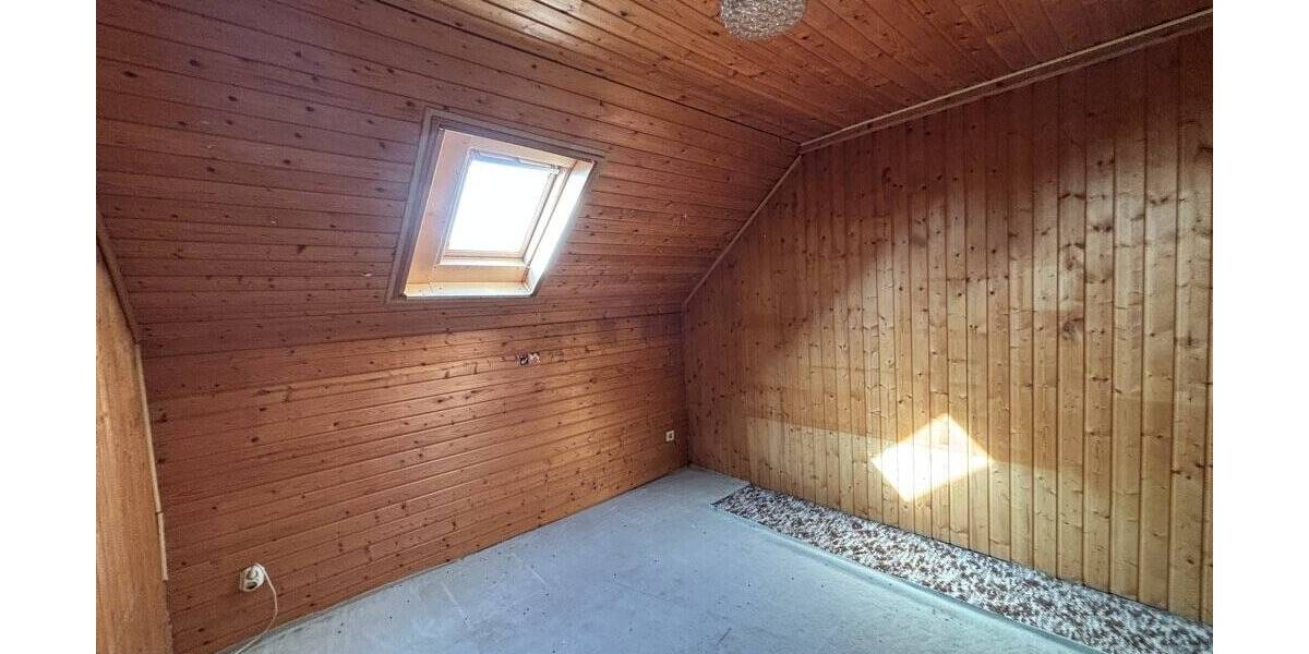 Einfamilienhaus Würselen Bardenberg - 7 Zimmer, 113 m&sup2;, 210.000&euro; | Angebot:26192194