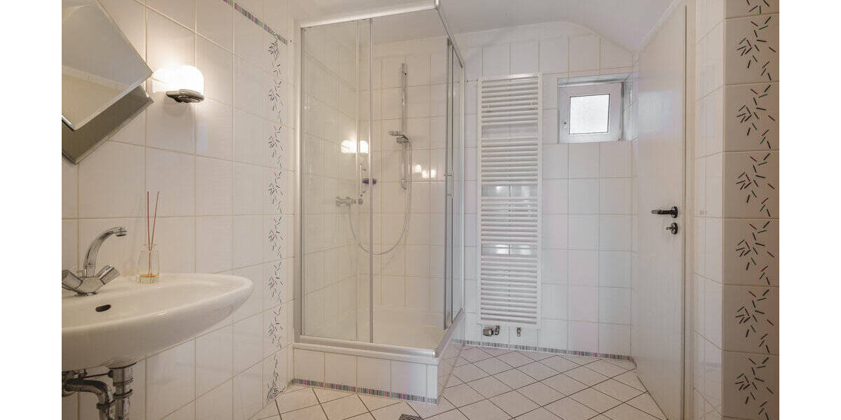 Mehrfamilienhaus, Wohnhaus Herzogenrath - 9 Zimmer, 227 m&sup2;, 439.000&euro; | Angebot:26192217