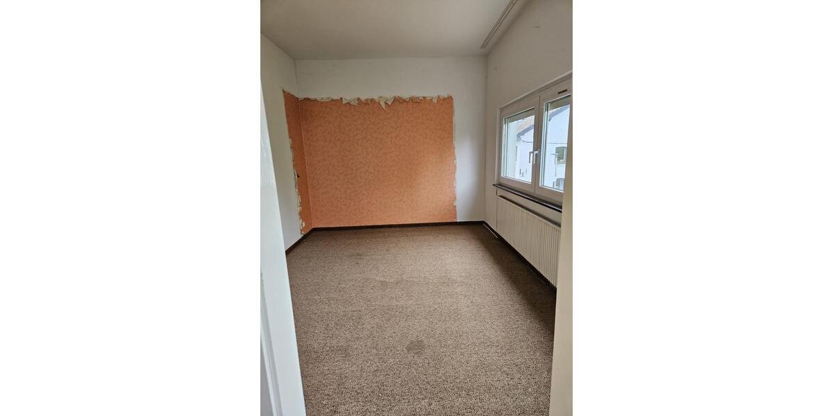 Einfamilienhaus Herzogenrath - 6 Zimmer, 121 m&sup2;, 250.000&euro; | Angebot:26412375