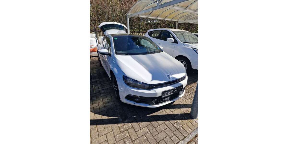 VW Scirocco 211.300 km 2.000 &euro; Aachen 52078