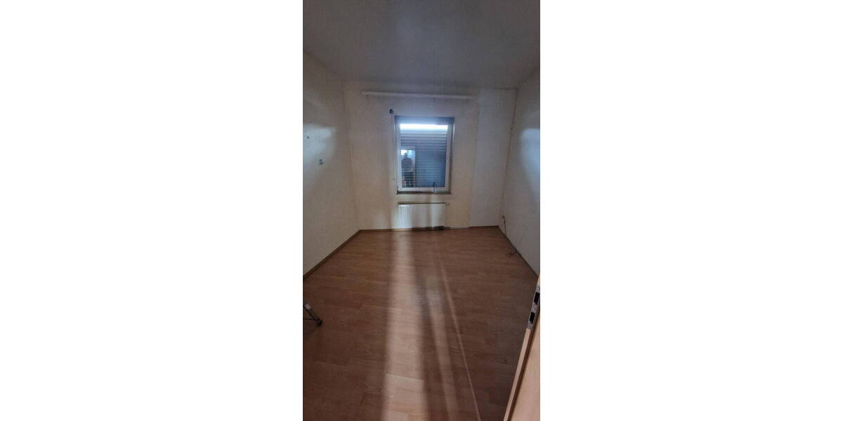 Reihenmittelhaus Düren Birkesdorf - 4 Zimmer, 120 m&sup2;, 1.200&euro; | Angebot:25984607