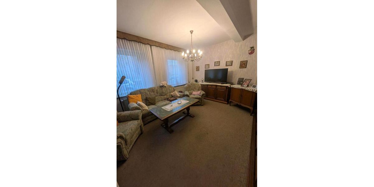 Reihenhaus Jülich - 6 Zimmer, 130 m&sup2;, 230.000&euro; | Angebot:27244453