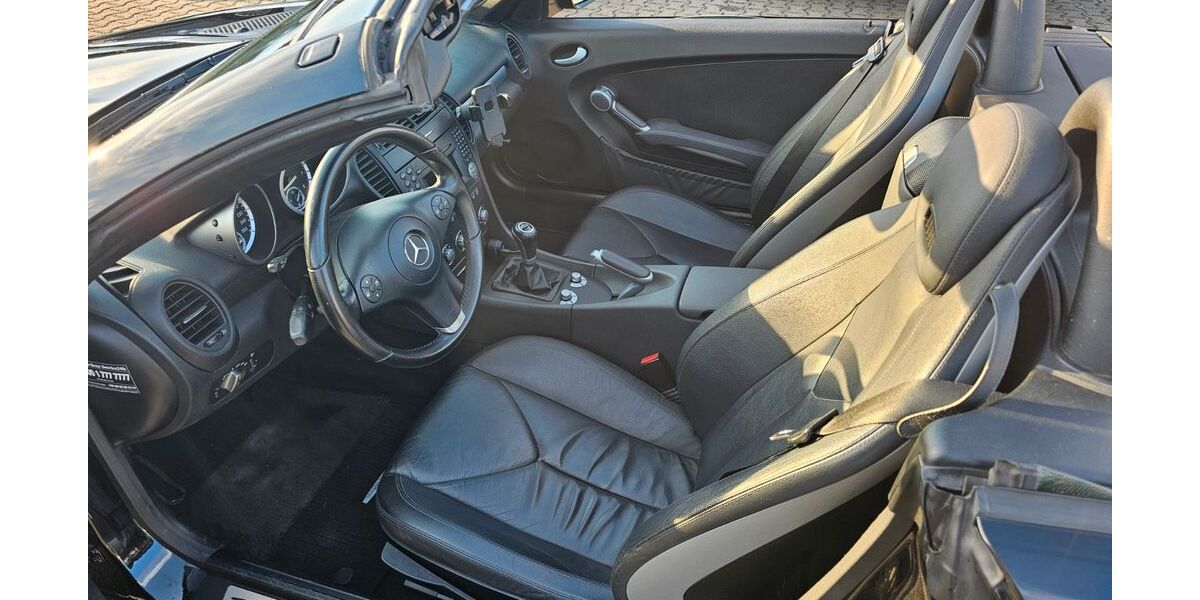 Mercedes-Benz SLK 200 130.500 km 12.500 &euro; Jülich 52428