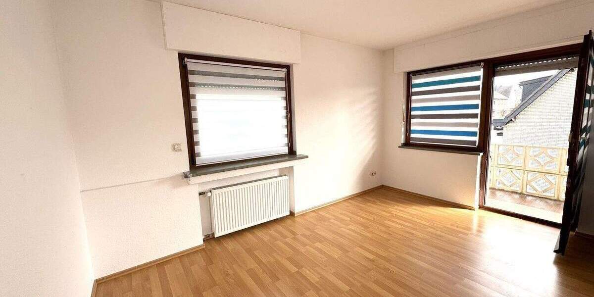 Mehrfamilienhaus, Wohnhaus Aldenhoven - 8 Zimmer, 182 m&sup2;, 419.000&euro; | Angebot:25728321