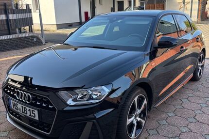 Audi A1 32.697 km 19.300 &euro; Erkelenz 41812