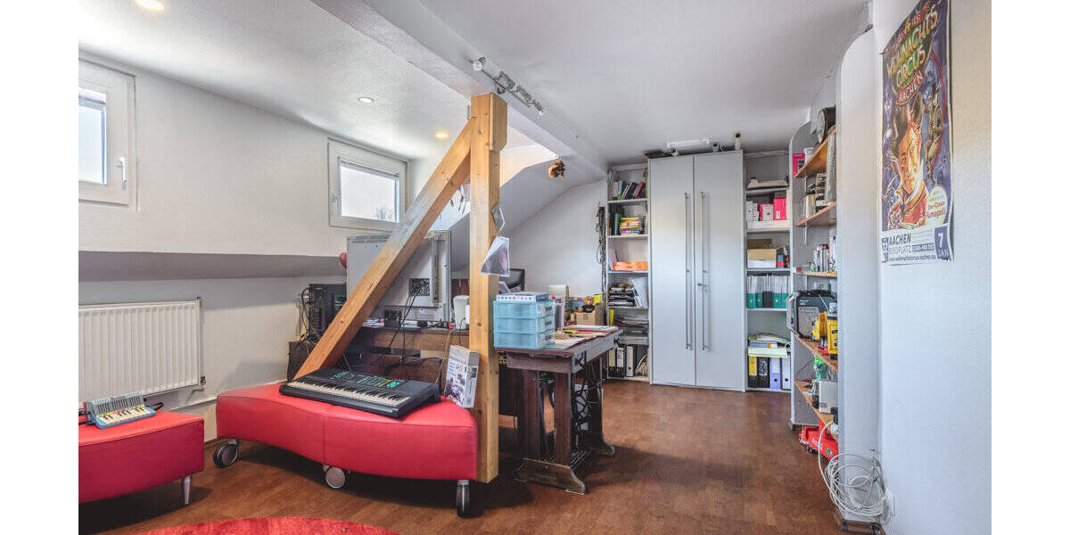 Einfamilienhaus Alsdorf - 6 Zimmer, 168 m&sup2;, 335.000&euro; | Angebot:26392126