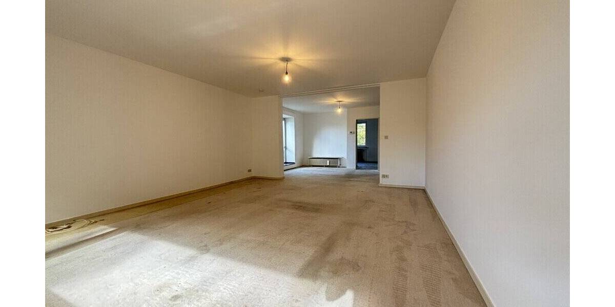 Etagenwohnung Aachen Aachen-Mitte - 2 Zimmer, 93 m&sup2;, 289.000&euro; | Angebot:26207150