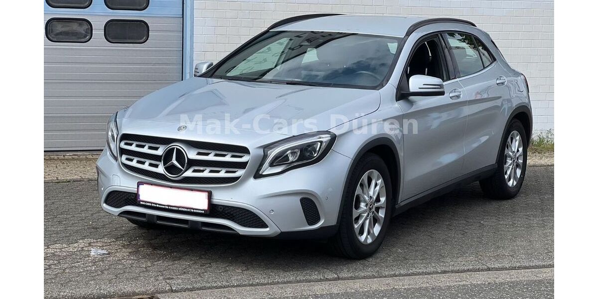 Mercedes-Benz GLA 200 133.000 km 17.600 &euro; Düren 52353