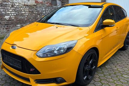Ford Focus 122.000 km 9.999 &euro; Bedburg 50181