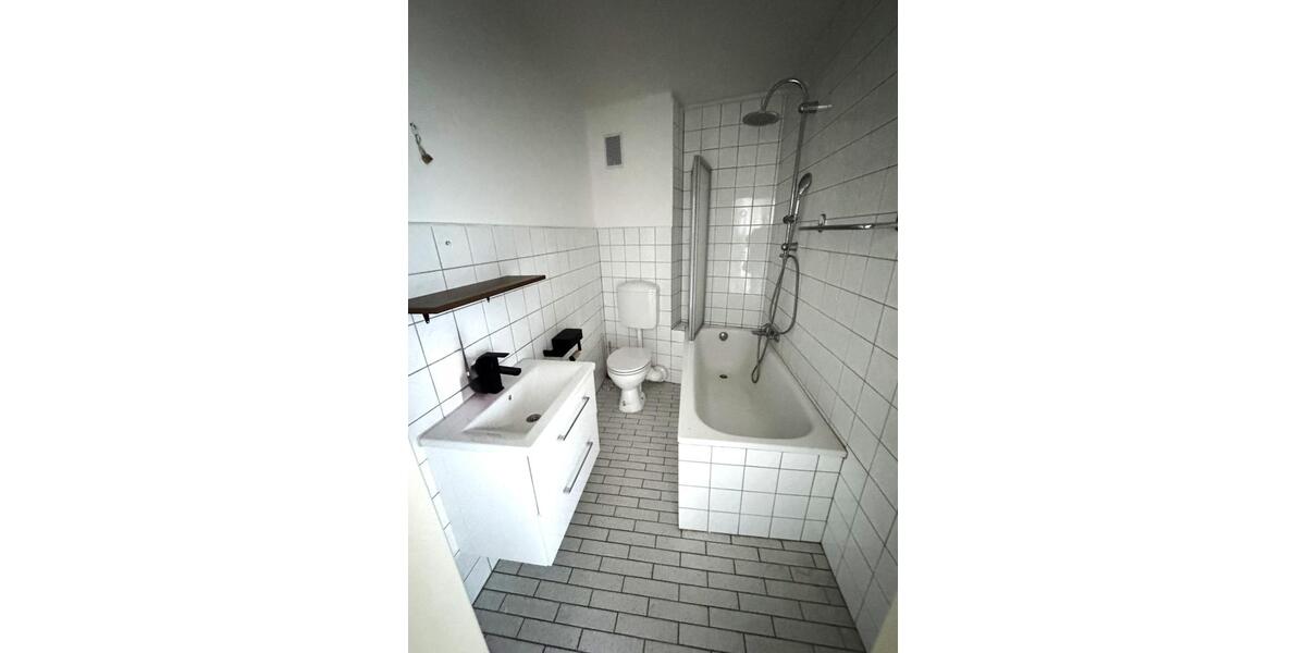 Dachgeschoßwohnung Kreuzau - 3 Zimmer, 57 m&sup2;, 570&euro; | Angebot:25884334