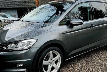 VW Touran 65.000 km 20.400 &euro; Roetgen 52159