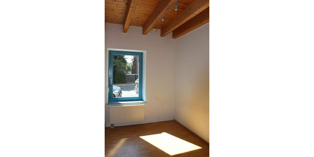Reihenmittelhaus Eschweiler Röhe - 7 Zimmer, 178 m&sup2;, 338.000&euro; | Angebot:25782125