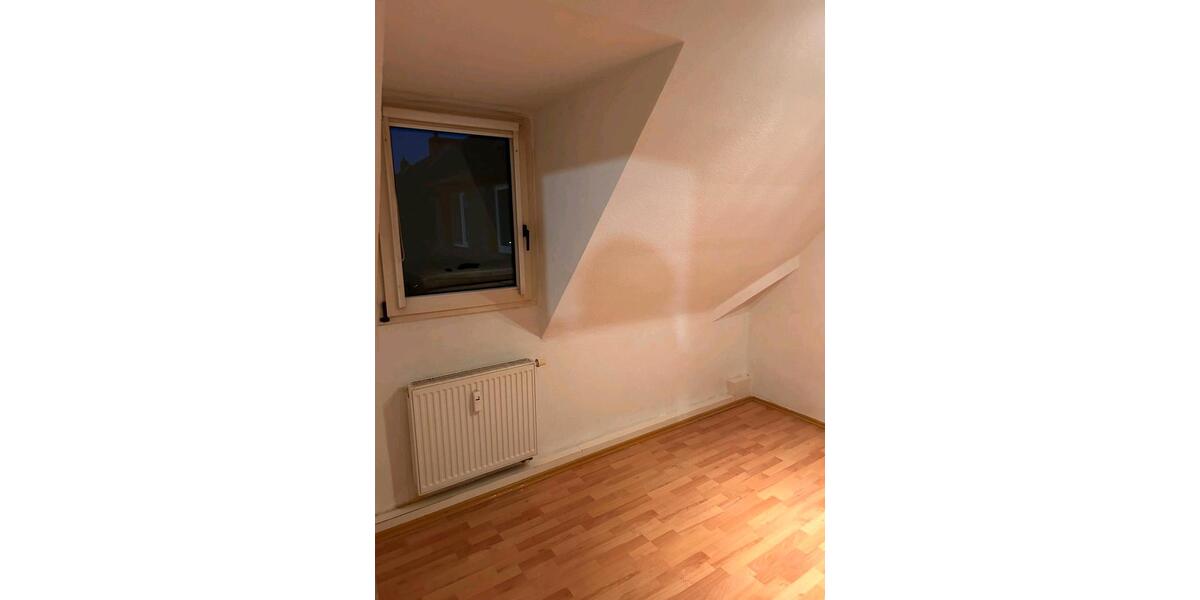 Dachgeschoßwohnung Herzogenrath - 2 Zimmer, 63 m&sup2;, 850&euro; | Angebot:25406244