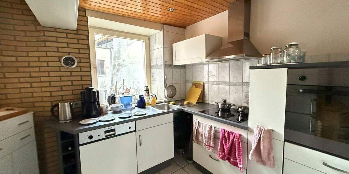 Reihenmittelhaus Eschweiler - 3 Zimmer, 66 m&sup2;, 120.000&euro; | Angebot:25743224