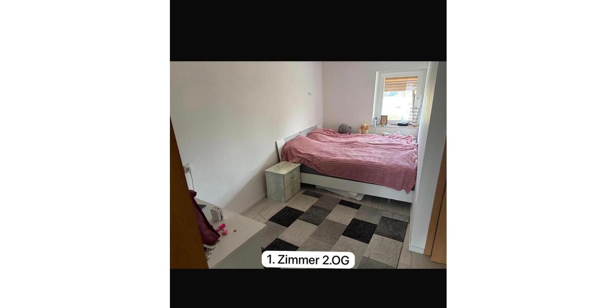 Reihenhaus Eschweiler - 8 Zimmer, 170 m&sup2;, 1.950&euro; | Angebot:26051080