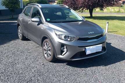 Kia Stonic 16.100 km 17.500 &euro; Gangelt 52538