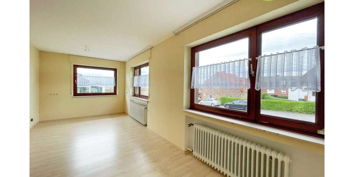 Attraktiver Bungalow mit Einliegerwohnung – vielseitig nutzbar - Bungalow Stolberg Gressenich | Angebot:25353518