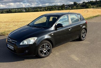 Kia ceed / Ceed 183.500 km 2.850 &euro; Inden 52459
