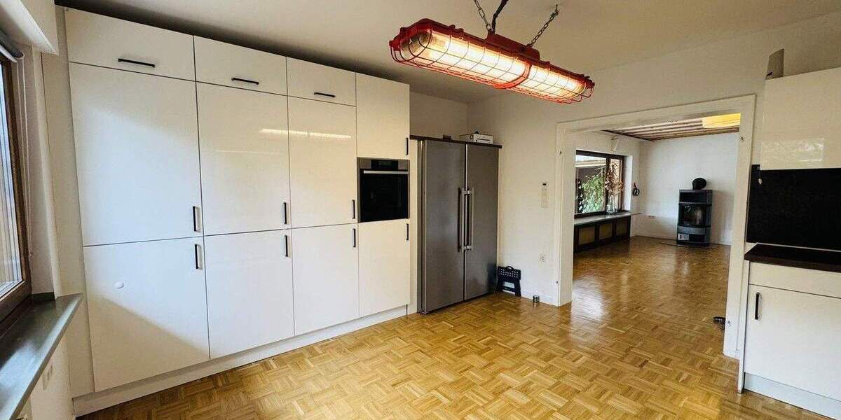 Mehrfamilienhaus, Wohnhaus Aldenhoven - 8 Zimmer, 182 m&sup2;, 419.000&euro; | Angebot:25728321